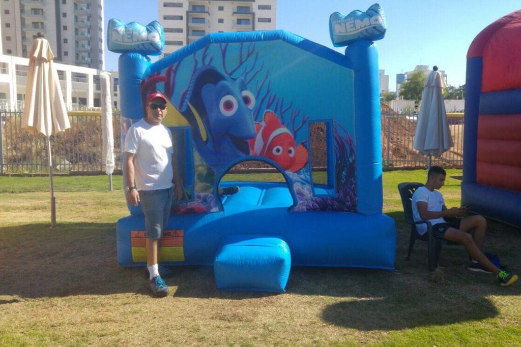 מתנפחים מכל הסוגים